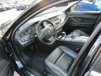 BMW 5-serie 525d High Executive LEER AUTOMAAT picture 8