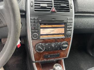 Mercedes B-klasse 170 AIRCO AUTOMAAT CRUISE NIEUWE APK picture 12