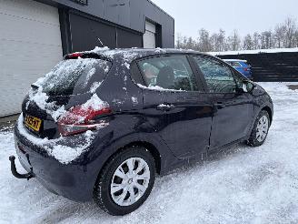 Peugeot 208 1.0 Pure Tech Access AIRCO PDC CRUISE picture 4