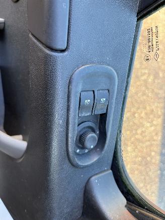 Renault Master T35 2.3 dCi L2H3 AIRCO NAVI picture 9