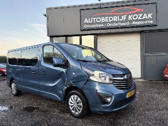krockskadad bil bedrijf Opel Vivaro 1.6 CDTI L2H1 DC Sport EcoFlex AIRCO VEBASTO 2017/4