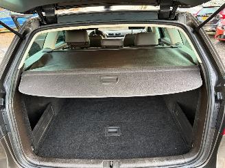 Volkswagen Passat 1.4 TSI Executive Line AUTOMAAT AIRCO NAVI picture 10