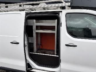 Citroën Jumpy 1.6 BlueHDI Club AIRCO CRUISE PDC 3-pers. picture 8