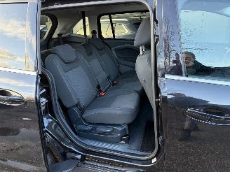 Ford Grand C-Max 1.0 Titanium 7-pers. TREKHAAK PANORAAMA picture 21