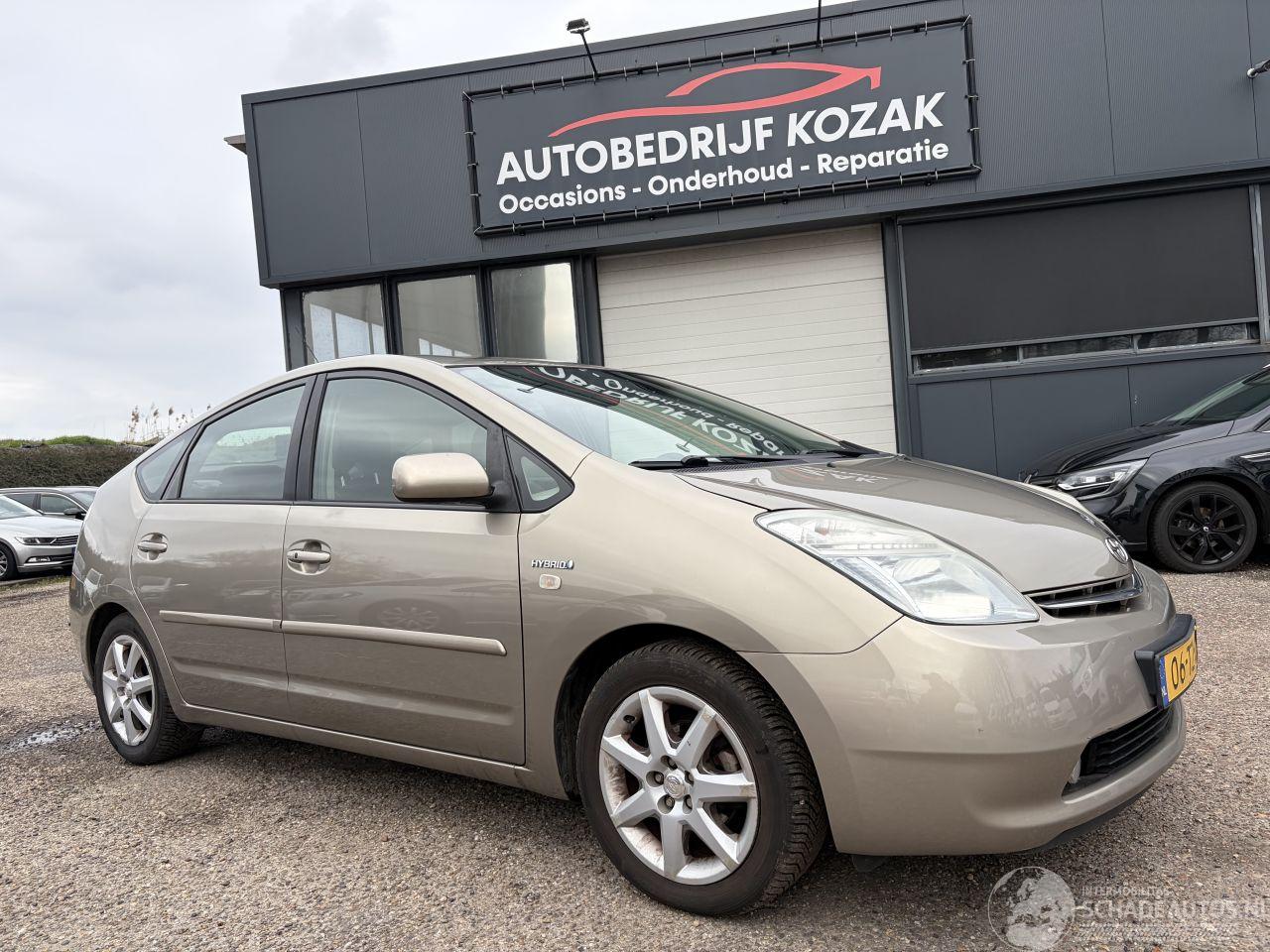 Toyota Prius 1.5 VVT-i Tech Edition automaat