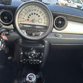 Mini One 1.6 One Business Line AIRCO picture 12