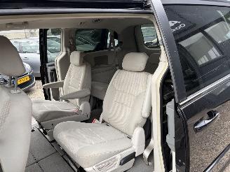 Chrysler Town & Country 3.8 V6 7-pers. AUTOMAAT AIRCO CRUISE picture 18