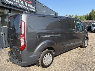 Ford Transit Custom 2.0TDCI L2H1Limited Edition 3-pers picture 4