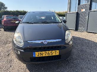 Fiat Punto Evo 1.4 Business AIRCO 5-drs picture 6