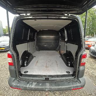 Volkswagen Transporter 2.0 TDI L1H1 Trendline AIRCO CRUISE NAVI picture 7