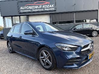 Tweedehands auto Mercedes B-klasse 180d Business Solution AMG Panoramadak automaat 2019/11