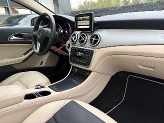 Mercedes GLA 200 Prestige AUTOMAAT PANORAMA picture 15