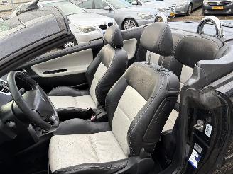 Peugeot 207 1.6 VTi Noir&Blanc AIRCO LEDER CABRIO picture 18