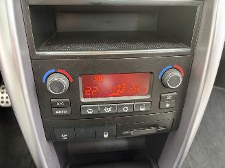 Peugeot 207 1.6 VTi Noir&Blanc AIRCO LEDER CABRIO picture 12