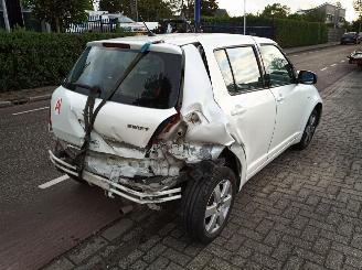Suzuki Swift 1.3 picture 3