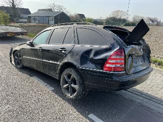 Mercedes C-klasse 270 CDi Combi picture 4