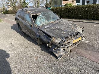 Vrakbiler auto Mercedes C-klasse 270 CDi Combi 2004/9