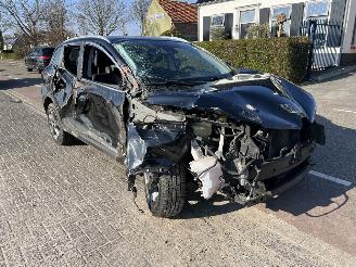 damaged passenger cars Renault Kadjar 1.5 DCi 2016/11