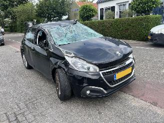  Peugeot 208 1.2 VTi Allure 2019/3