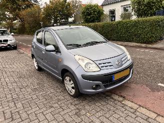 Vaurioauto  passenger cars Nissan Pixo 1.0-12V 2010/2
