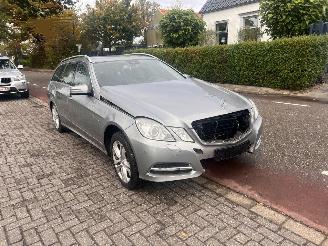 Vaurioauto  passenger cars Mercedes E-klasse 250 CDi Business Class Avantgarde 2010/4