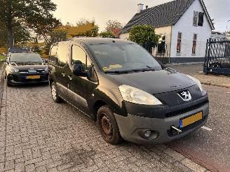 skadebil bedrijf Peugeot Partner 190C 1.6 HDi 2010/1