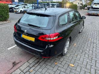 Peugeot 308 1.6 BleuHDi picture 3