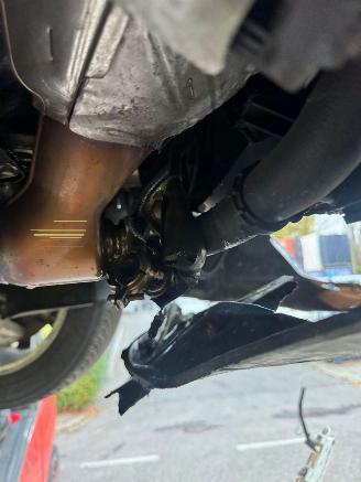 Peugeot 308 1.6 BleuHDi picture 10