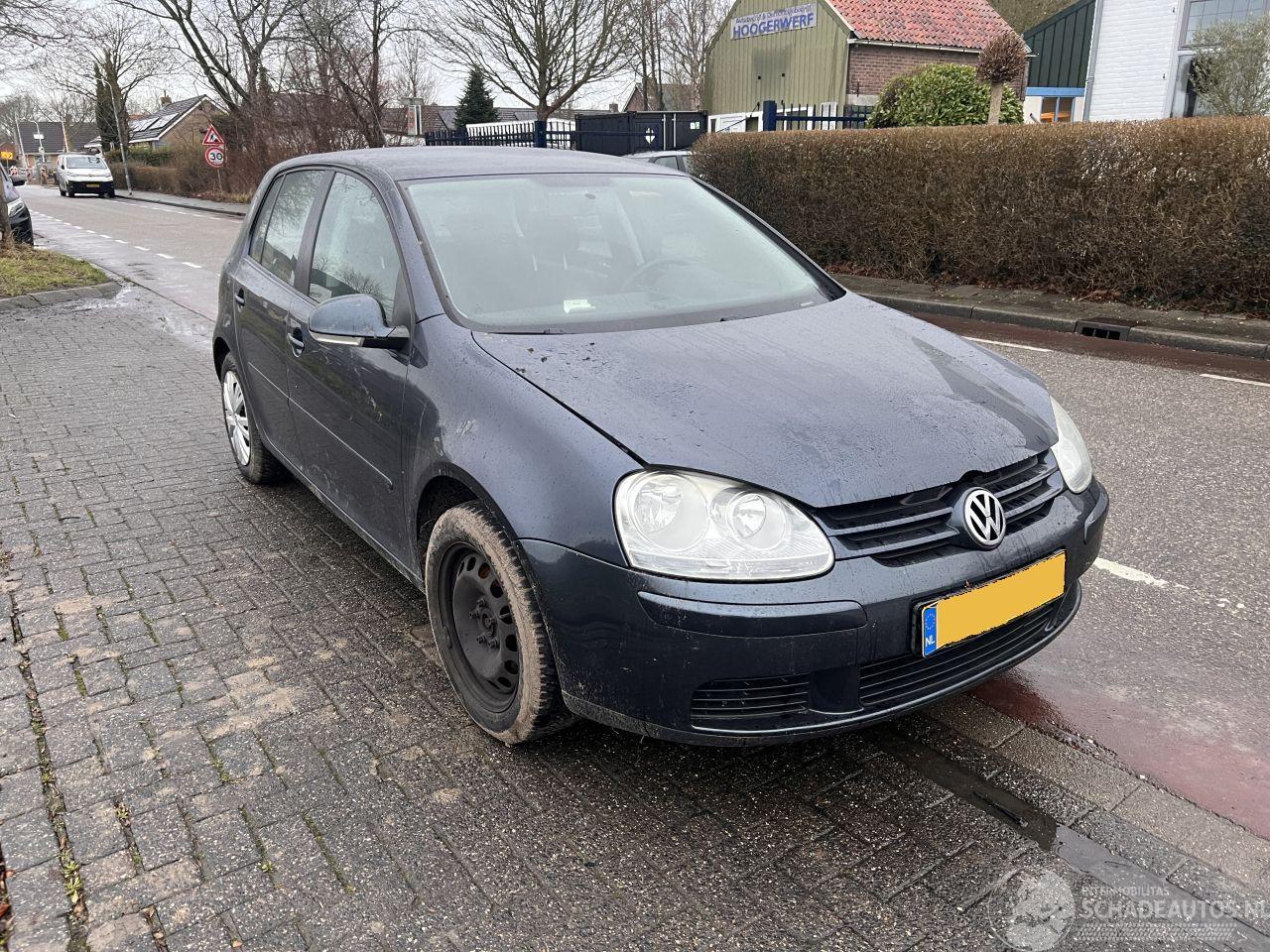Volkswagen Golf 1.4-16V