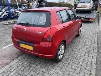 Suzuki Swift 1.2-16V picture 3