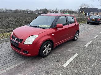 Suzuki Swift 1.2-16V picture 2
