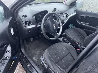 Kia Picanto 1.2-16V picture 5