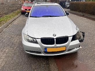 BMW 3-serie 320i picture 7