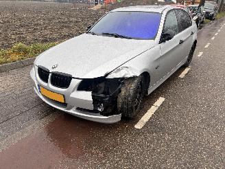 BMW 3-serie 320i picture 8