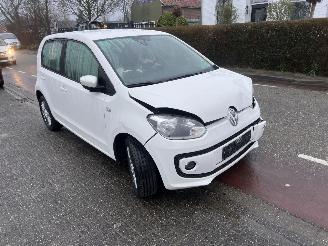 Schadeauto Volkswagen Up! High-Up 2013/12