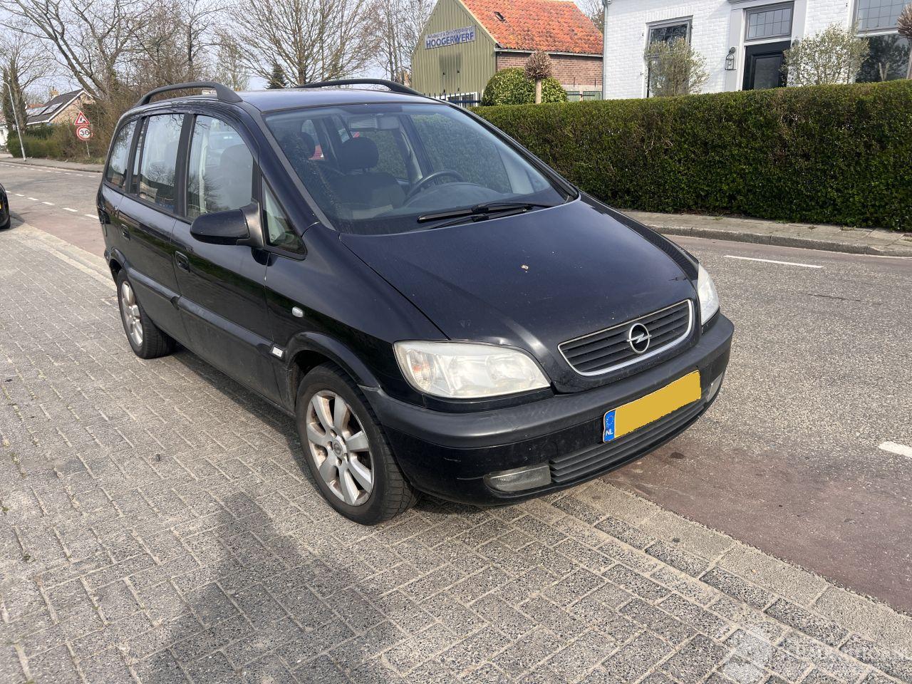 Opel Zafira -A 2.2 DTi