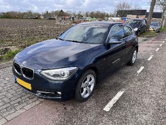 BMW 1-serie 116D Executive Upgrade picture 2