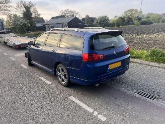 Honda Accord 2.4 i VTEC Combi picture 4