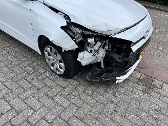 Hyundai I-20 1.2 HP i-Motion picture 8
