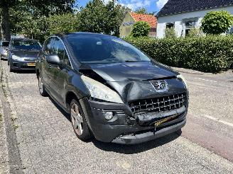 Voiture accidenté Peugeot 3008 1.6-16V THP 155 AUTOMAAT 2011/7