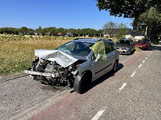 Peugeot 308 1.6 HDi picture 2