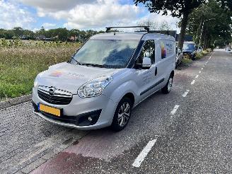 Opel Combo 1.6 CDTi lang picture 2