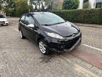 Schadeauto Ford Fiesta 1.25 2011/7