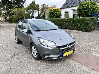 damaged passenger cars Opel Corsa-E 1.4-16V 2017/6
