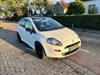 Schadeauto Fiat Punto (199) 0.9 Twin-air 2012/7