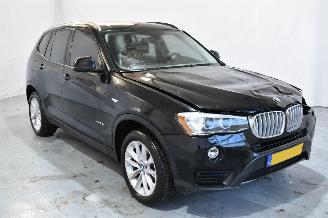 Schadeauto BMW X3 xDrive28i High Exec. 2015/2