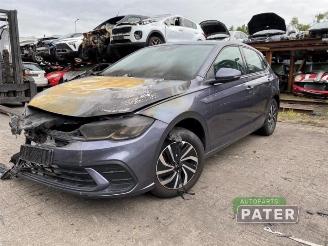 Vrakbiler auto Volkswagen Polo Polo VI (AW1), Hatchback 5-drs, 2017 1.0 TSI 12V 2022/5