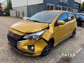 Vrakbiler auto Mitsubishi Space-star Space Star (A0), Hatchback, 2012 1.2 12V 2021/1