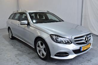 krockskadad bil auto Mercedes E-klasse 300 BT. HY. Lease Ed 2015/7