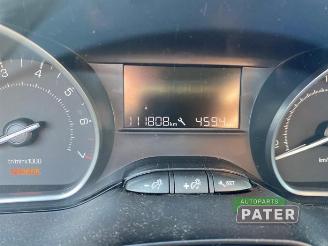 Peugeot 208 208 I (CA/CC/CK/CL), Hatchback, 2012 / 2019 1.0 Vti 12V PureTech picture 10